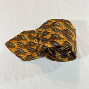 Ermenegildo Zegna 100% Silk Tie Gold with Leaf Pattern Made in Italy